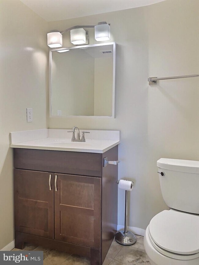 Building Photo - 9039 Sligo Creek Pkwy