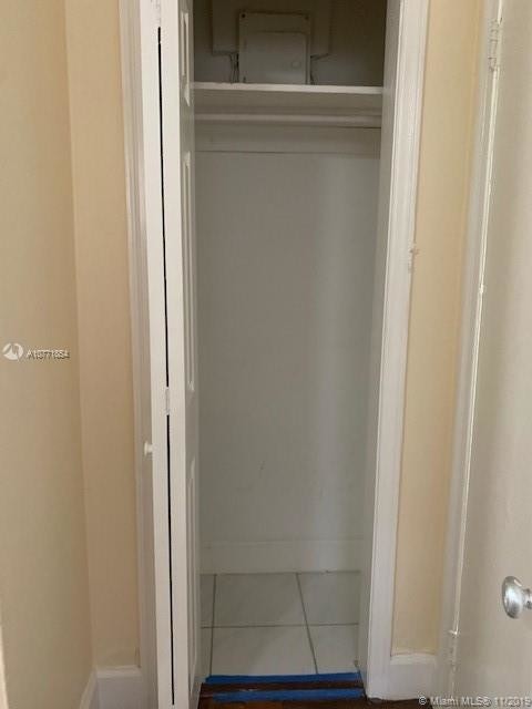 Building Photo - 5636 Hayes St