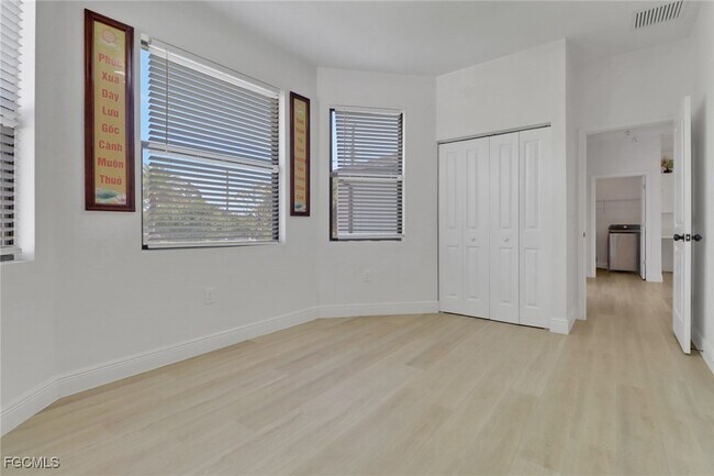 Building Photo - 3807 27th St SW