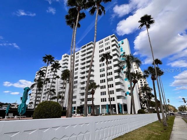 Primary Photo - 2401 Bayshore Blvd