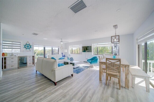 Building Photo - 2 Snipe Rd