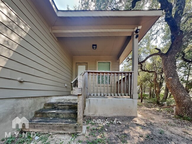 Building Photo - 20216 Boggy Ford Rd