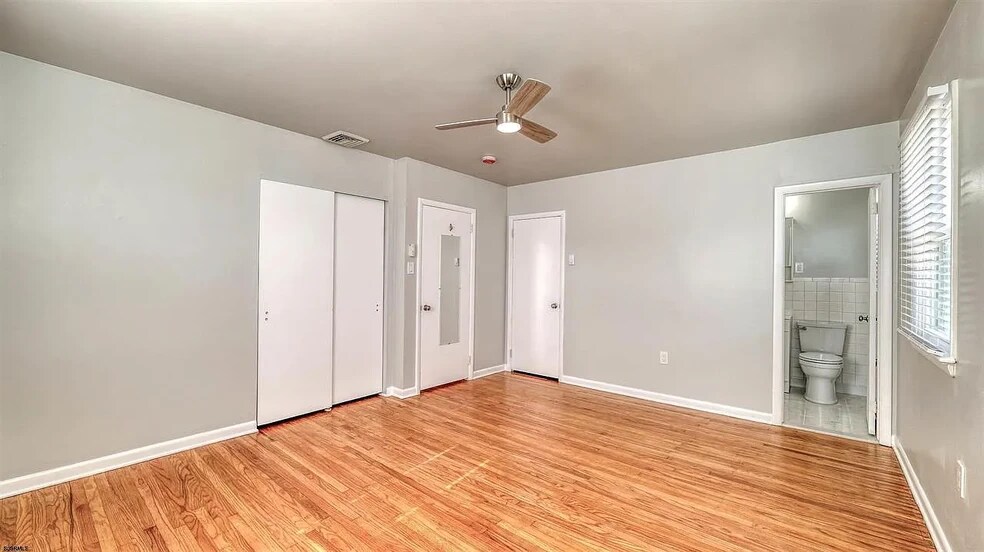 Building Photo - 6713 Monmouth Ave