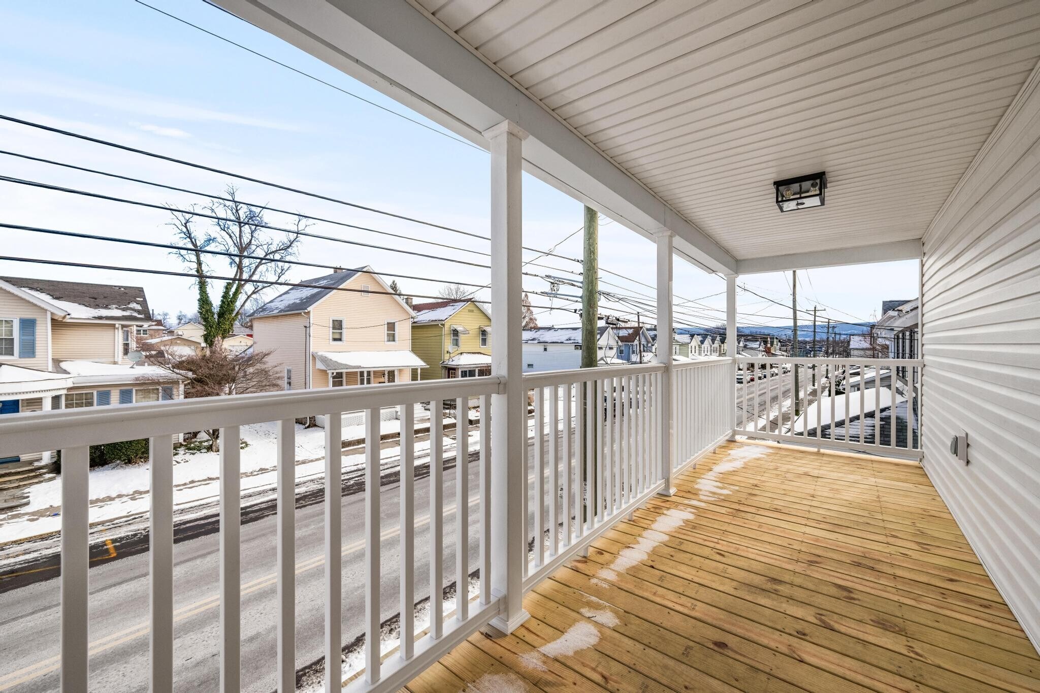 Building Photo - 346 Bennett St