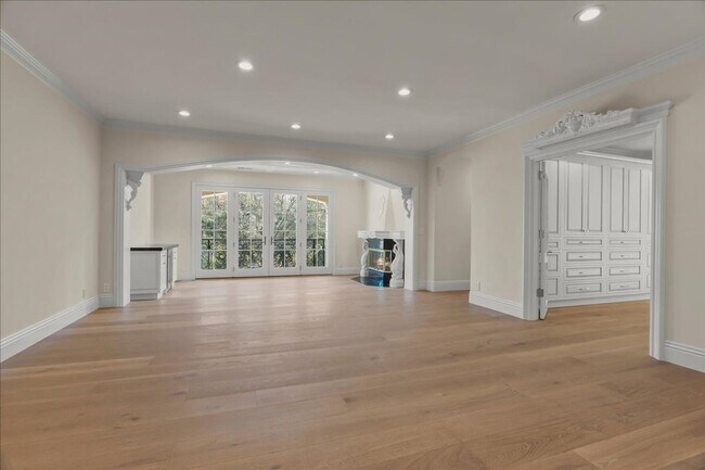Building Photo - Luxury 10 Bedrooms, 9 Bathroom Estate for Lease in Los Gatos