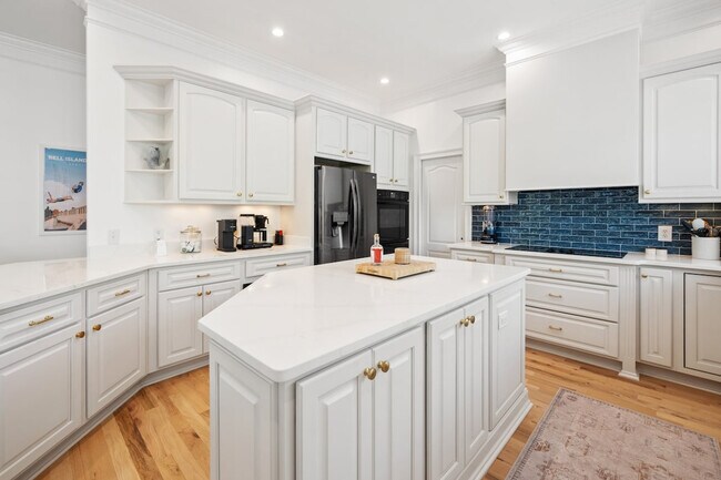 Building Photo - 3167 Luvan Blvd