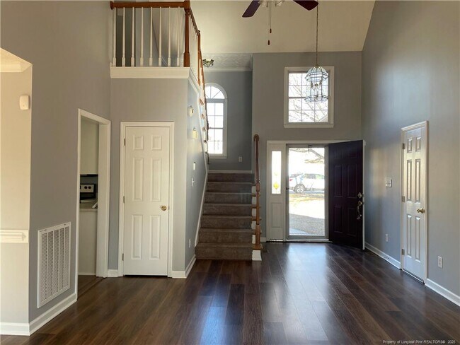 Building Photo - 6311 Nakoma Way