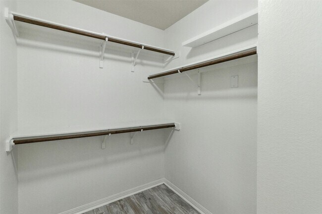 Building Photo - 137 Preston Trail