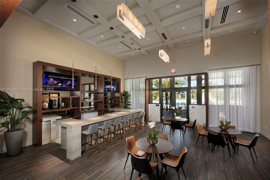 Building Photo - 8945 NW 98th Ave