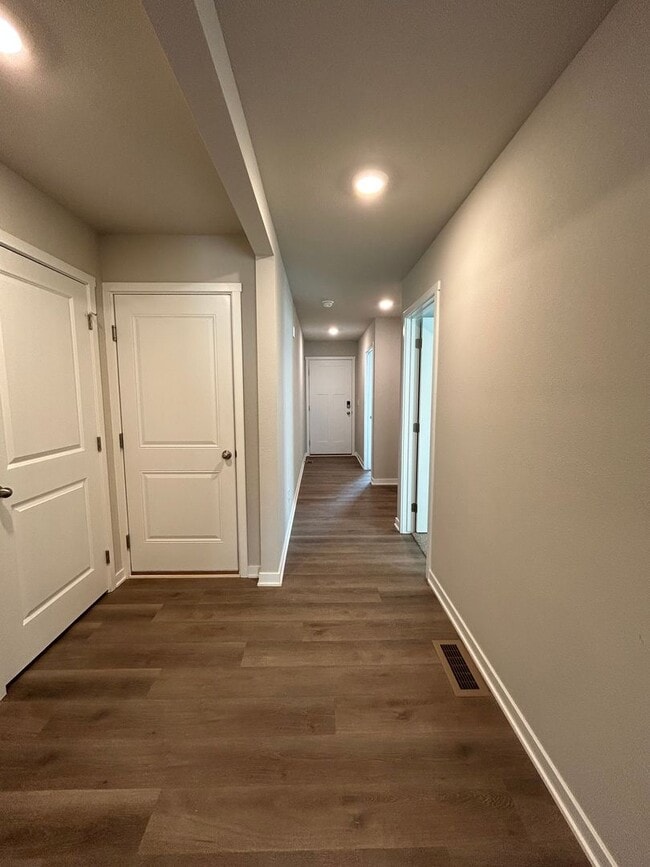 Building Photo - Your Dream Home Awaits in Gretna, NE!