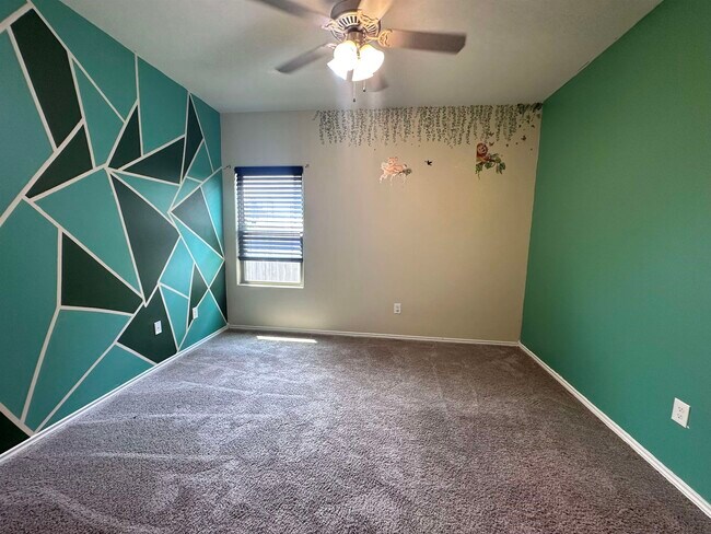 Building Photo - 5519 Shorthorn Dr