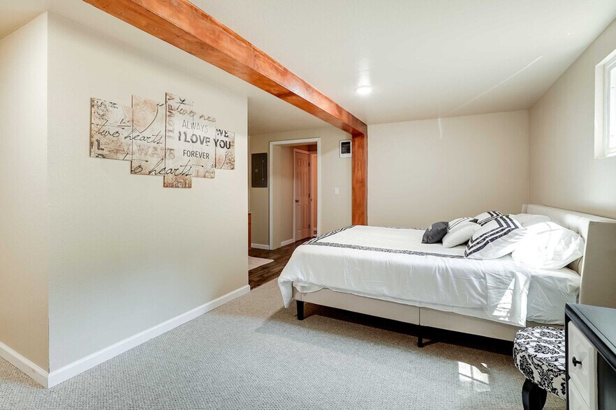 Building Photo - 5055 Old Dublin Rd