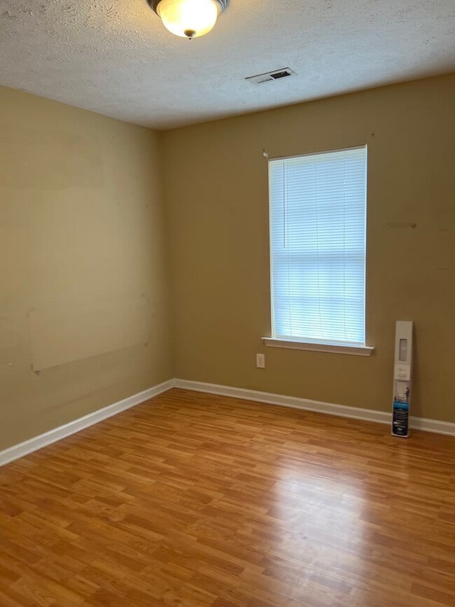 Building Photo - Buchanan Estates in Christiana!