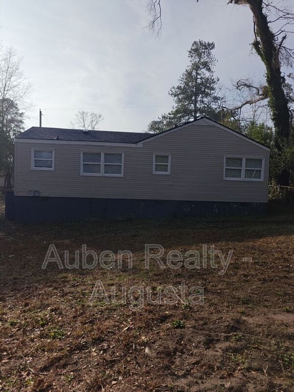 Building Photo - 2913 Hummingbird Ln