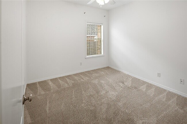 Building Photo - 3209 Salzburg Ct