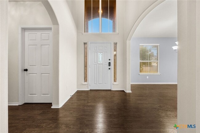 Building Photo - 5101 Birmingham Cir