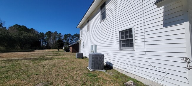 Building Photo - 5428 Sidbury Rd