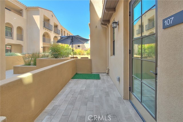 Building Photo - 501 W Foothill Blvd