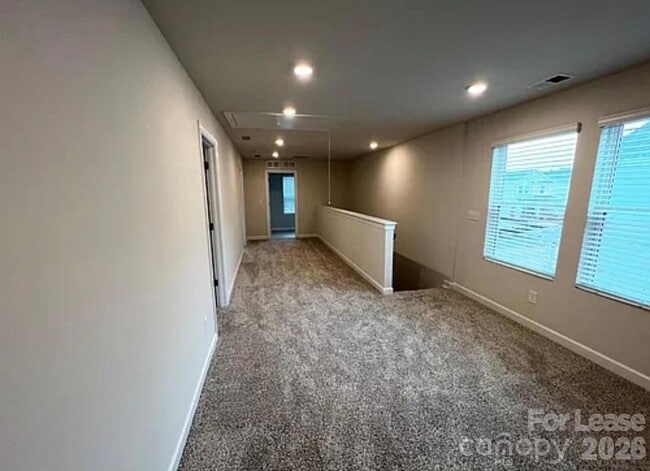 Building Photo - 826 Windage Wy