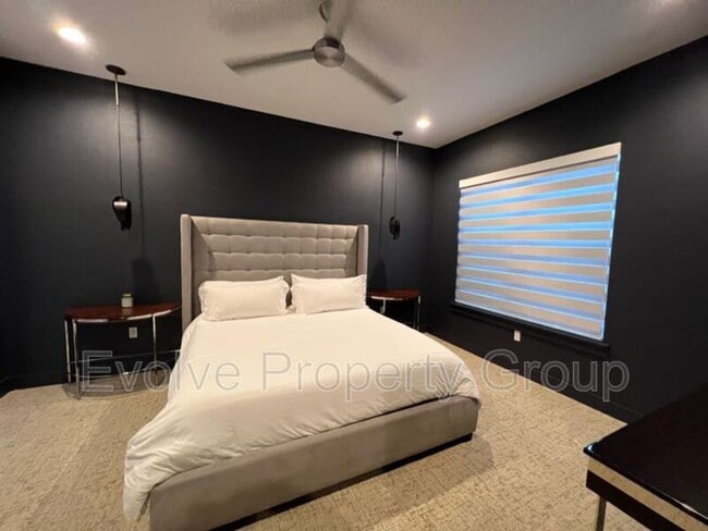 Building Photo - 183 Orange Pl