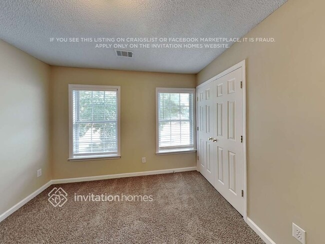 Building Photo - 2903 Cottesford Way SE