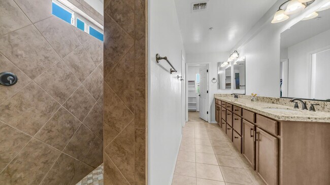 Building Photo - 31106 N 138th Ave