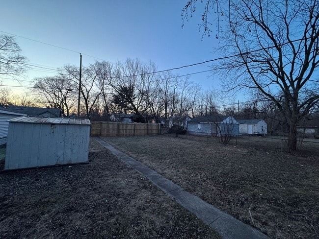 Building Photo - Modern 3Bedroom 1 Bath One-Level Home