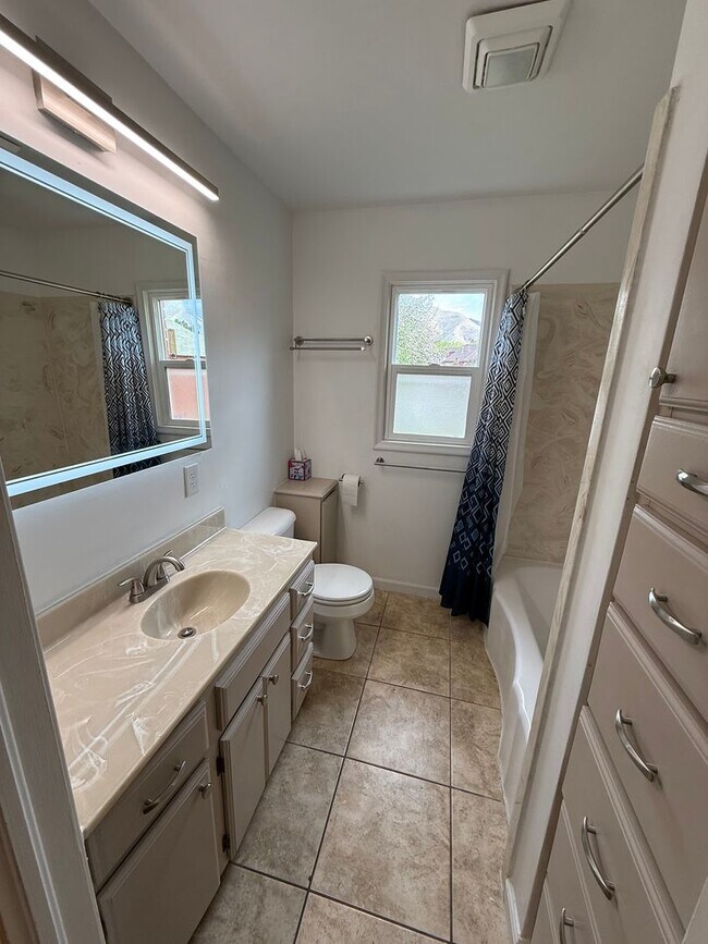 Building Photo - Beautiful home in Mapleton, UT