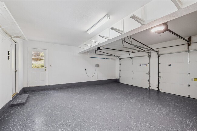 Building Photo - 174 W Greywing Cir