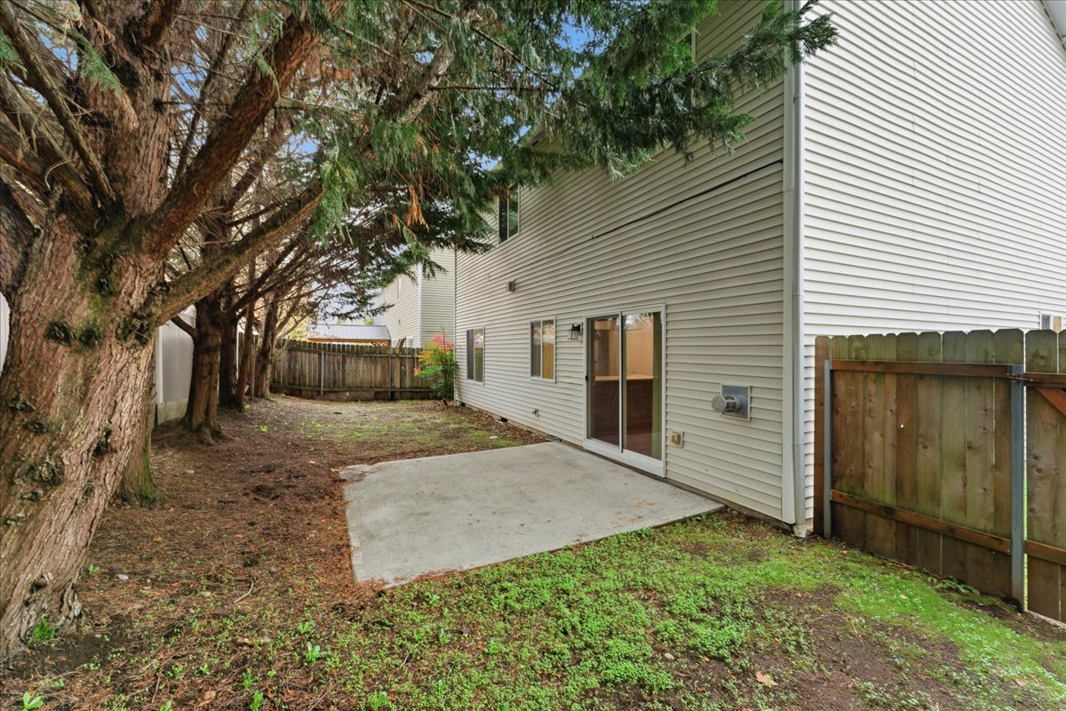 Building Photo - 12811 NE 49TH WAY