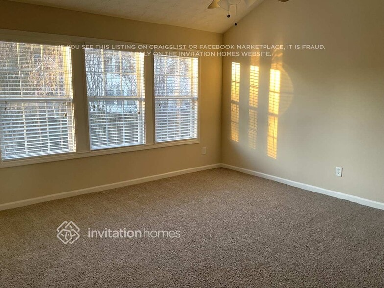 Building Photo - 3627 Rip Rap Dr