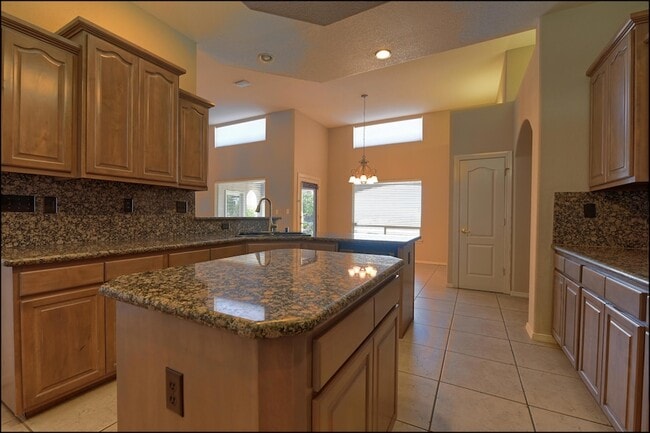 Building Photo - 1435 Cloud Ridge Dr