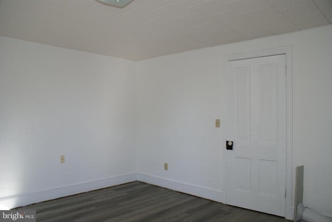 Building Photo - 2419 Apple Way