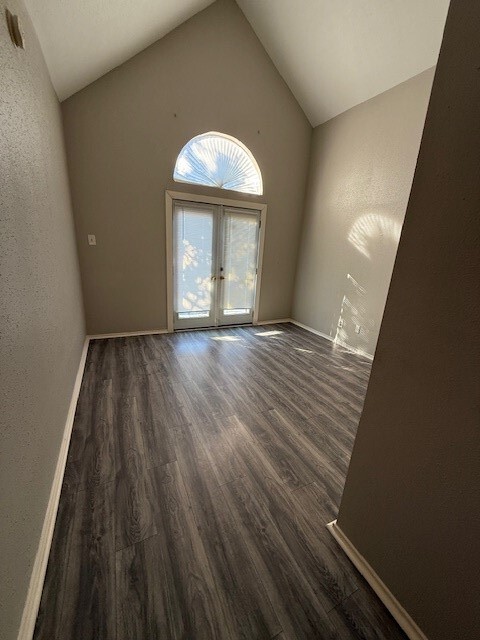 Building Photo - 14550 Fonmeadow Dr