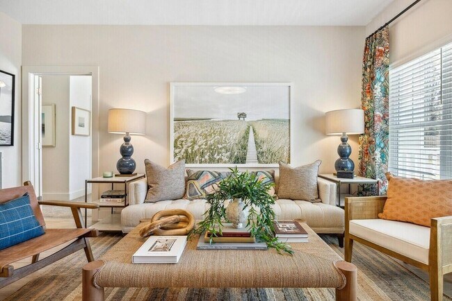 Building Photo - 1109 Augusta Dr