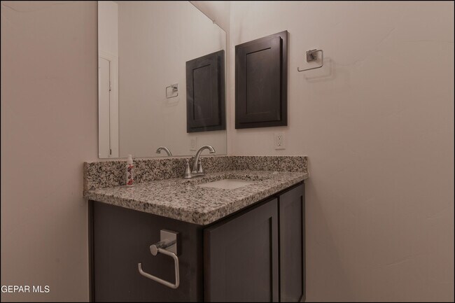 Building Photo - 12844 Giovanni Grajeda Ave