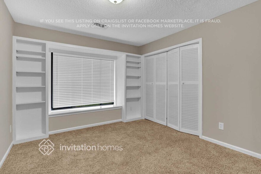 Building Photo - 5388 Golfcrest Cir