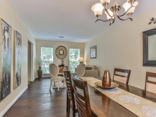 Building Photo - 12514 Kingsride Ln