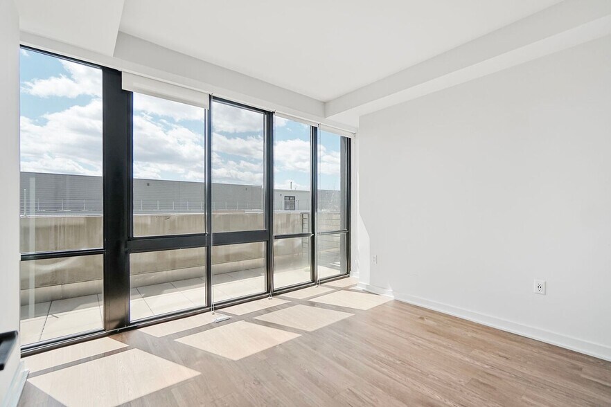 Building Photo - 1625 Eckington Pl NE
