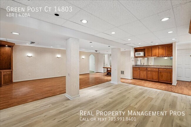 Building Photo - Green Post Ct 14803-