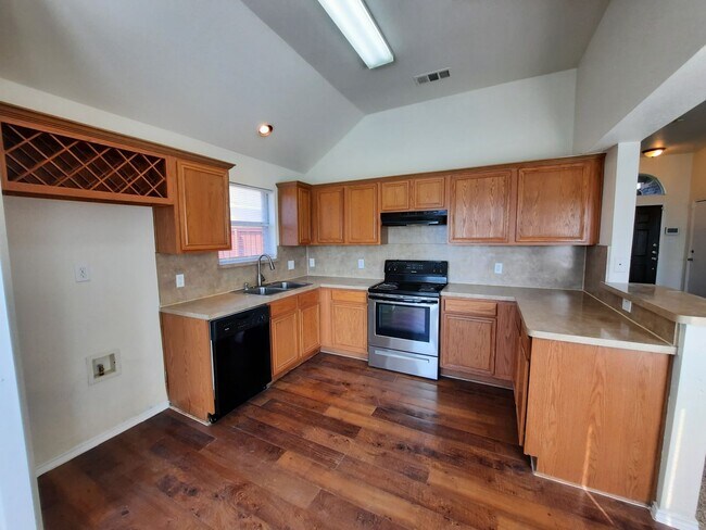 Building Photo - Available Now..   Absolutely Amazing property
