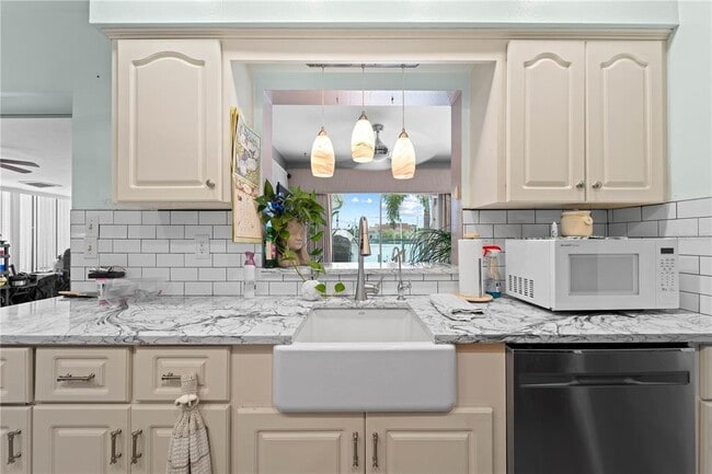 Building Photo - 922 Casey Cove Dr