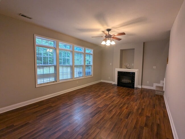 Building Photo - CABARRUS COUNTY-HIGHLAND CREEK 4 BEDROOM/2.5 BATH