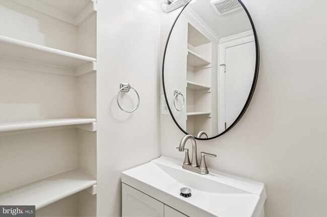 Building Photo - 4106 Ferrara Dr