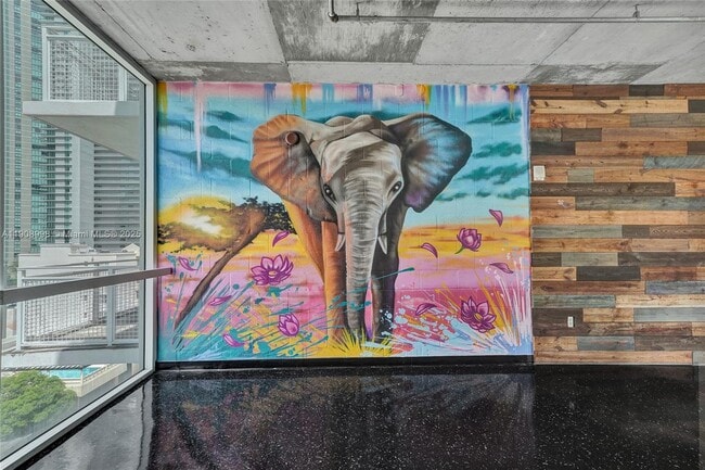 Building Photo - 444 NE 30th St