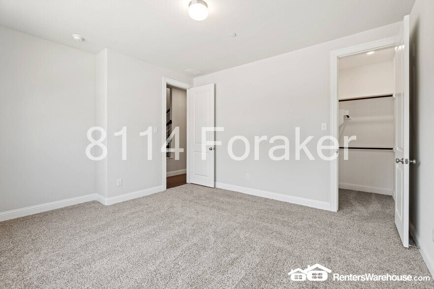 Building Photo - 8114 Foraker St