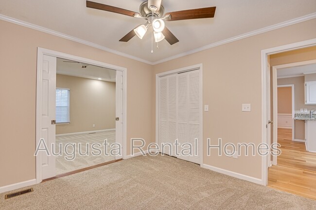 Building Photo - 4154 Hound Ct