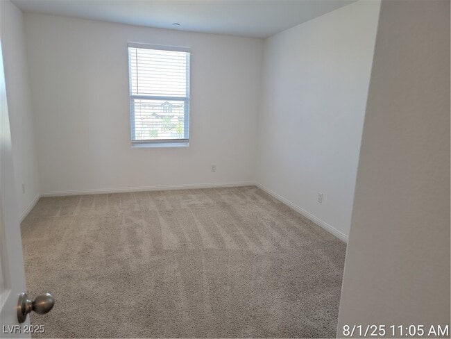 Building Photo - 420 Desert Cadence St