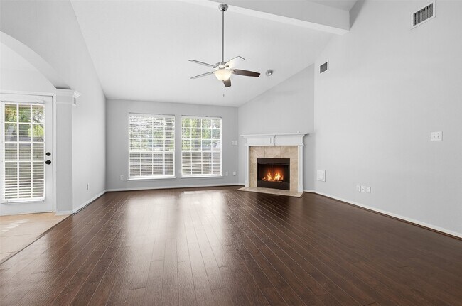 Building Photo - 24815 Butterwick Dr