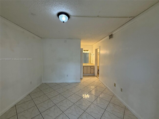 Building Photo - 6555 W 26th Dr